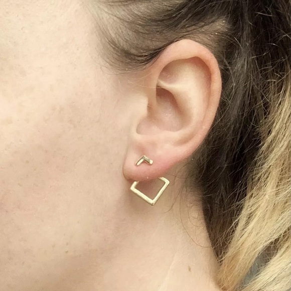 Geometric Diamond Shaped Double Stud Earrings - Picture 11 of 12